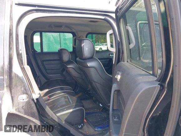 2006 Hummer H3 with VIN 5GTDN136X68197089, listed as a IAAI auction lot 41997710 with 206,160 mi miles and . Bid and sale history available at DreamBid. Image 8.