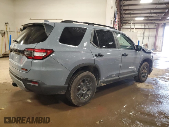 2025 Honda Pilot TrailSport with VIN 5FNYG1H64SB054791, listed as a Copart auction lot 53564105 with 15,289 mi miles and Non repairable. Bid and sale history available at DreamBid. Image 3.