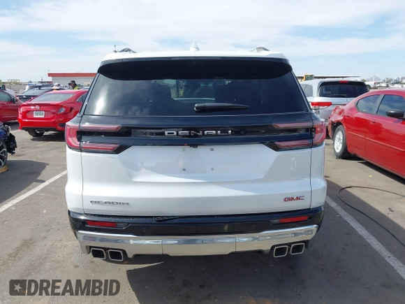 2025 GMC Acadia FWD Denali z VIN 1GKENLRS3SJ214267, wystawiony jako IAAI lot #42290521 z przebiegiem Nie podano mil oraz . Historia ofert i sprzedaży dostępna na DreamBid. Obrazek 17.