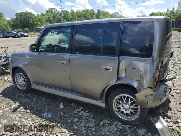 2005 Scion xB z VIN JTLKT324154018724, wystawiony jako Copart lot #55812565 z przebiegiem 117 745 mil mil oraz Szkoda całkowita • Salvage title. Historia ofert i sprzedaży dostępna na DreamBid. Obrazek 2.