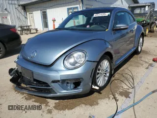 2019 Volkswagen Beetle S with VIN 3VWFD7AT0KM703711, listed as a Copart auction lot 49225535 with 0 mi miles and Salvage Title. Bid and sale history available at carsss.com. Image 1.