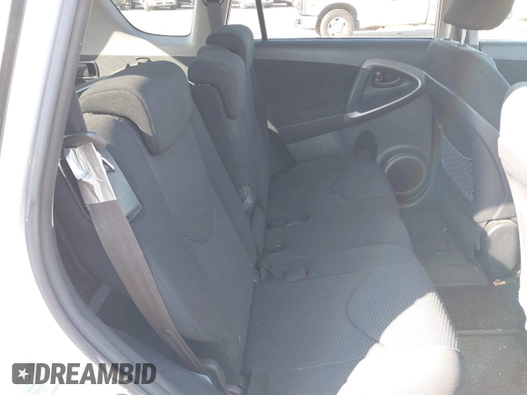 2007 Toyota RAV4 Sport with VIN JTMBK32V275029400, listed as a IAAI auction lot 41783215 with 187,831 mi miles. Bid and sale history available at carsss.com. Image 8.