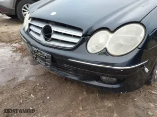 2006 Mercedes-Benz CLK-Class 3.5L with VIN WDBTK56J16F173244, listed as a IAAI auction lot 41513108 with 122,035 mi miles. Bid and sale history available at carsss.com. Image 6.
