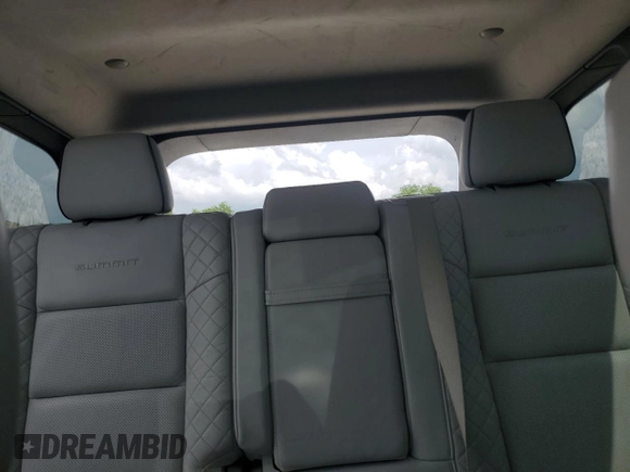 2019 Jeep Grand Cherokee Summit with VIN 1C4RJFJT3KC762191, listed as a Copart auction lot 60040685 with 98,200 mi miles and Salvage title. Bid and sale history available at DreamBid. Image 10.
