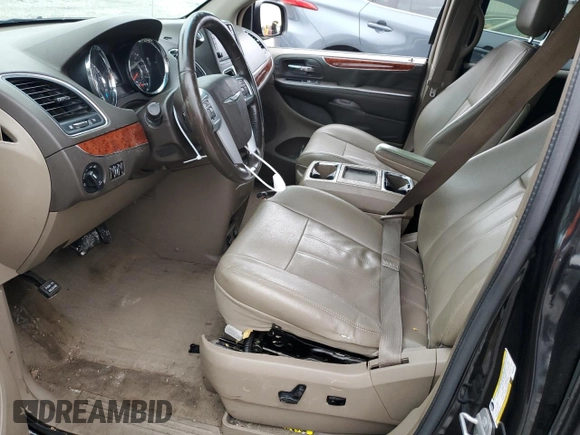 2014 Chrysler Town & Country Touring with VIN 2C4RC1BG8ER206985, listed as a Copart auction lot 43031665 with 161,926 mi miles and Salvage Title. Bid and sale history available at DreamBid. Image 7.