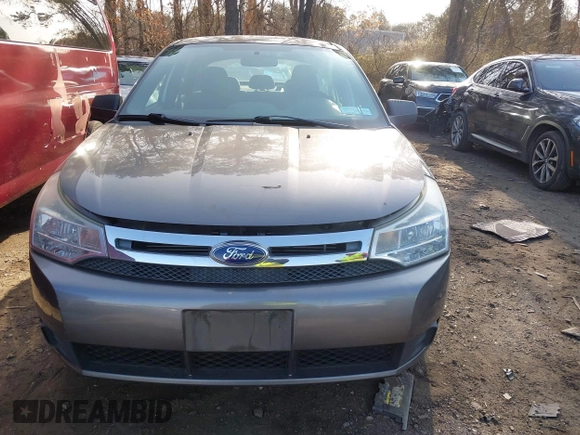 2011 Ford Focus SE with VIN 1FAHP3FN7BW172552, listed as a IAAI auction lot 41931964 with 33,553 mi miles. Bid and sale history available at carsss.com. Image 13.