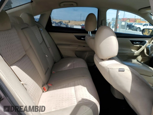 2017 Nissan Altima SV z VIN 1N4AL3AP5HC122605, wystawiony jako Copart lot #55948535 z przebiegiem 101 575 mil mil oraz Szkoda całkowita • Salvage title. Historia ofert i sprzedaży dostępna na DreamBid. Obrazek 10.