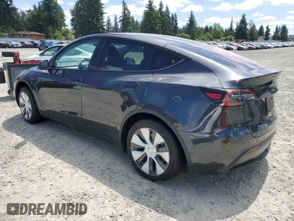 2024 Tesla Model Y с VIN 7SAYGDED1RF053003, выставлен на аукционе Copart как лот 63120195 с пробегом 8 679 миль миль и Списание • Salvage title. История ставок и продаж доступна на DreamBid. Изображение 2.