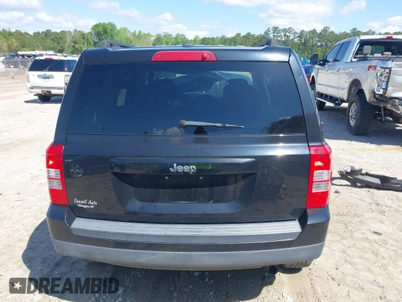 2016 Jeep Patriot Sport with VIN 1C4NJPBA5GD670258, listed as a IAAI auction lot 41979791 with 129,284 mi miles and . Bid and sale history available at carsss.com. Image 16.
