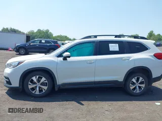 2021 Subaru Ascent Premium z VIN 4S4WMAFDXM3421268, wystawiony jako IAAI lot #42423103 z przebiegiem 64 087 mil mil oraz . Historia ofert i sprzedaży dostępna na DreamBid. Obrazek 14.