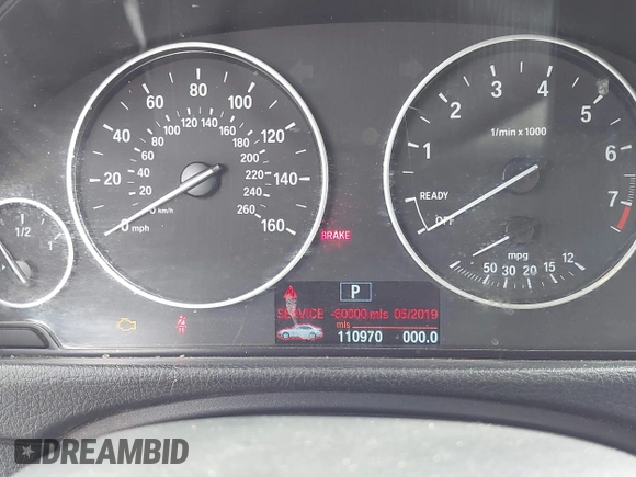 2013 BMW 3 Series 328i xDrive с VIN WBA3B5G51DNS00364, выставлен на аукционе IAAI как лот 42256459 с пробегом 110 970 миль миль и . История ставок и продаж доступна на DreamBid. Изображение 7.