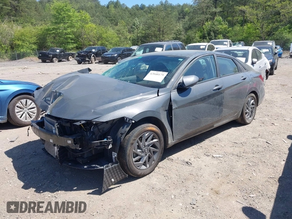 2024 Hyundai Elantra SEL z VIN KMHLM4DG4RU651049, wystawiony jako IAAI lot #42040179 z przebiegiem 37 852 mil mil oraz . Historia ofert i sprzedaży dostępna na DreamBid. Obrazek 17.