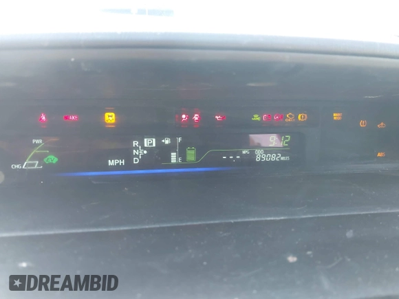 2017 Toyota Prius v Two with VIN JTDZN3EU9HJ066736, listed as a IAAI auction lot 42025100 with 89,082 mi miles. Bid and sale history available at carsss.com. Image 7.