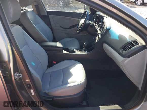 2012 Kia Optima EX with VIN 5XXGN4A62CG038200, listed as a IAAI auction lot 41868714 with 219,156 mi miles and . Bid and sale history available at carsss.com. Image 5.