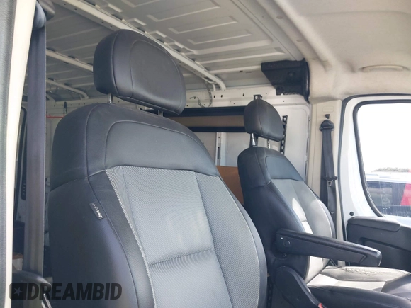 2017 Ram ProMaster Cargo with VIN 3C6TRVAG7HE546221, listed as a IAAI auction lot 41537359 with 160,124 mi miles and . Bid and sale history available at DreamBid. Image 8.