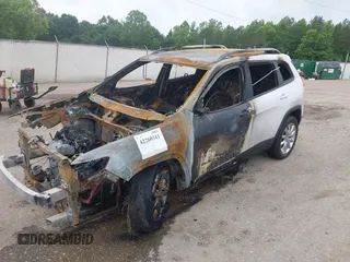 2021 Jeep Cherokee Latitude с VIN 1C4PJLCB2MD136896, выставлен на аукционе IAAI как лот 42260341 с пробегом Не указан миль и . История ставок и продаж доступна на DreamBid. Изображение 6.