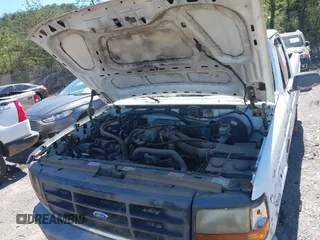 1994 Ford F-150 with VIN 2FTDF15Y8RCA80738, listed as a IAAI auction lot 41850352 with 1 mi miles. Bid and sale history available at carsss.com. Image 10.