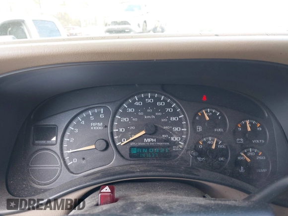 2002 Chevrolet Tahoe Z71 with VIN 1GNEK13Z32R237152, listed as a IAAI auction lot 41855170 with 141,637 mi miles. Bid and sale history available at carsss.com. Image 7.