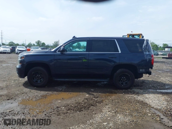 2019 Chevrolet Tahoe Commercial z VIN 1GNLCDEC1KR218436, wystawiony jako IAAI lot #42286365 z przebiegiem 119 981 mil mil oraz . Historia ofert i sprzedaży dostępna na DreamBid. Obrazek 14.