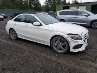 2015 Mercedes-Benz C-Class C 300 Luxury with VIN 55SWF4KB3FU069286, listed as a Copart auction lot 48728135 with 106,355 mi miles and Salvage Title. Bid and sale history available at carsss.com. Image 4.