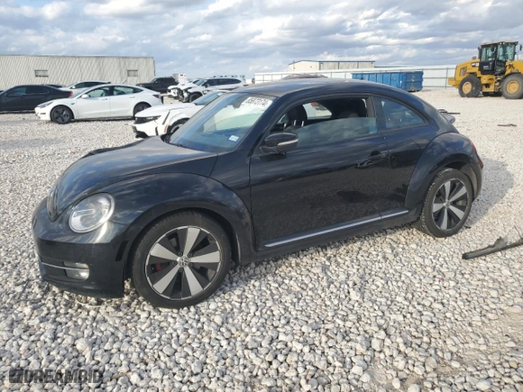 2012 Volkswagen Beetle 2.0T Turbo PZEV with VIN 3VWVA7AT1CM618883, listed as a Copart auction lot 85873174 with 100,482 mi miles and Salvage Title. Bid and sale history available at carsss.com. Image 1.