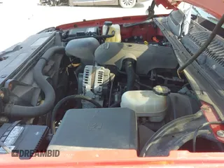 2005 Chevrolet Silverado 1500 Z71 с VIN 1GCEK19B35Z299495, выставлен на аукционе IAAI как лот 42697880 с пробегом 196 801 миль миль и . История ставок и продаж доступна на DreamBid. Изображение 19.