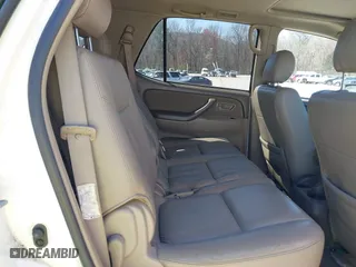 2006 Toyota Sequoia SR5 with VIN 5TDZT34A56S276120, listed as a IAAI auction lot 41390519 with 328,802 mi miles. Bid and sale history available at carsss.com. Image 8.