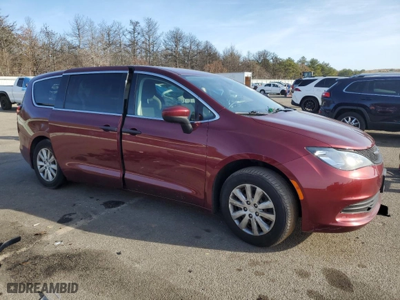 2020 Chrysler Voyager L with VIN 2C4RC1AG0LR223942, listed as a Copart auction lot 48946035 with 64,252 mi miles and Salvage Title. Bid and sale history available at carsss.com. Image 4.