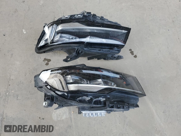 2023 Cadillac Escalade 4WD Premium Luxury with VIN 1GYS4BKL0PR368033, listed as a Copart auction lot 45036955 with 45,768 mi miles and Clean title. Bid and sale history available at DreamBid. Image 13.