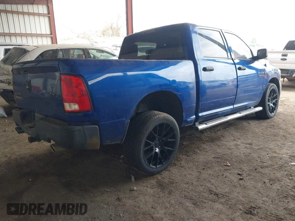 2015 Ram 1500 Express z VIN 1C6RR7KT3FS611030, wystawiony jako IAAI lot #41849847 z przebiegiem 123 509 mil mil oraz . Historia ofert i sprzedaży dostępna na DreamBid. Obrazek 4.