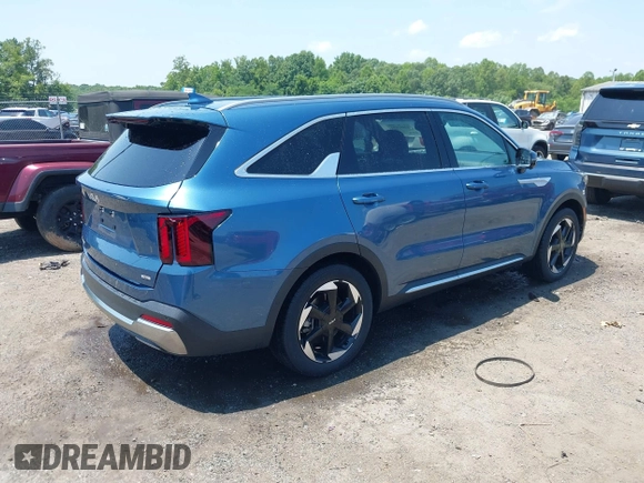 2025 Kia Sorento SX Prestige with VIN KNDRKDJG9S5296517, listed as a IAAI auction lot 42683892 with 17,116 mi miles and . Bid and sale history available at DreamBid. Image 4.