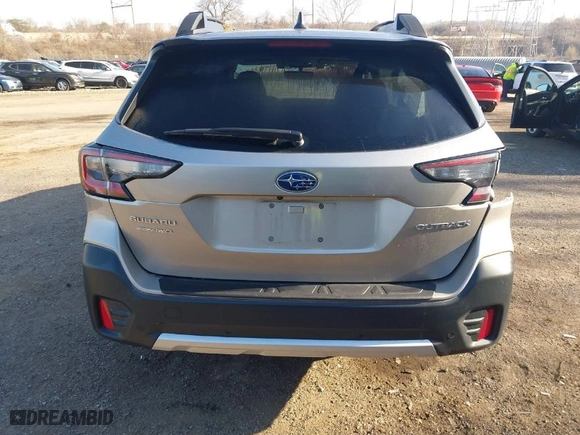 2020 Subaru Outback Limited with VIN 4S4BTALC7L3105242, listed as a IAAI auction lot 41836902 with NaN miles. Bid and sale history available at carsss.com. Image 17.