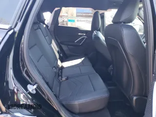 2025 BMW X1 xDrive28i z VIN WBX73EF00S5040226, wystawiony jako Copart lot #55575725 z przebiegiem 397 mil mil oraz Szkody całkowita. Historia ofert i sprzedaży dostępna na DreamBid. Obrazek 10.