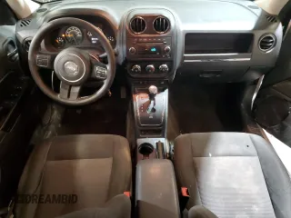 2015 Jeep Patriot Sport with VIN 1C4NJRBB5FD427150, listed as a Copart auction lot 75555184 with 193,810 mi miles and Salvage title. Bid and sale history available at DreamBid. Image 8.