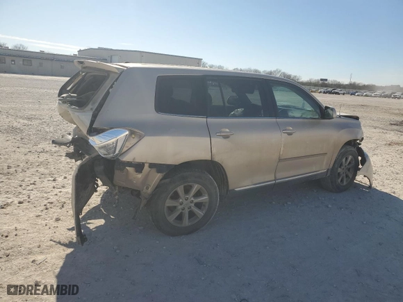 2011 Toyota Highlander with VIN 5TDZA3EHXBS009356, listed as a Copart auction lot 89105275 with 211,665 mi miles and Salvage Title. Bid and sale history available at carsss.com. Image 3.