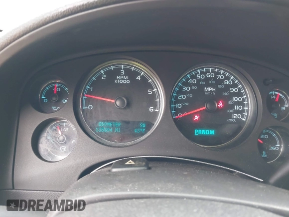 2014 GMC Yukon XL Denali with VIN 1GKS2MEF1ER246201, listed as a IAAI auction lot 41454172 with 135,394 mi miles. Bid and sale history available at carsss.com. Image 7.