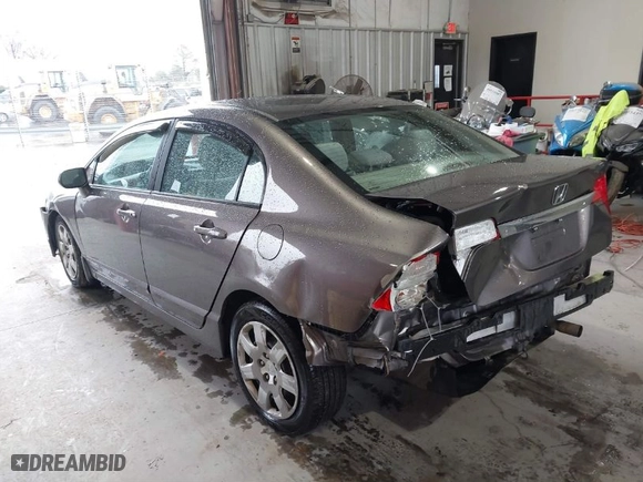 2011 Honda Civic Sdn LX with VIN 19XFA1F58BE034665, listed as a IAAI auction lot 41552809 with 170,852 mi miles. Bid and sale history available at carsss.com. Image 15.