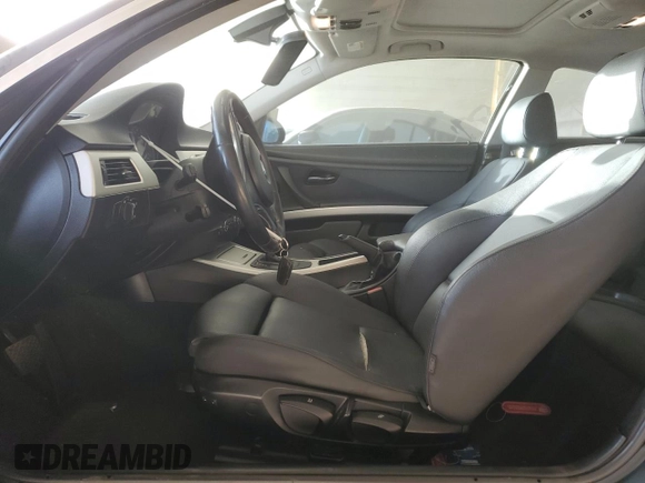 2007 BMW 3 Series 328i with VIN WBAWV13527P117800, listed as a Copart auction lot 88556335 with 173,268 mi miles and Salvage title. Bid and sale history available at DreamBid. Image 7.