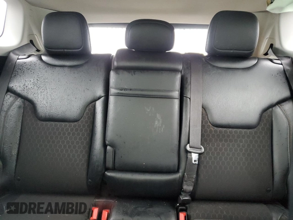 2018 Jeep Compass Latitude z VIN 3C4NJDBB5JT100723, wystawiony jako Copart lot #56203895 z przebiegiem Nie podano mil oraz Szkoda całkowita • Salvage title. Historia ofert i sprzedaży dostępna na DreamBid. Obrazek 10.