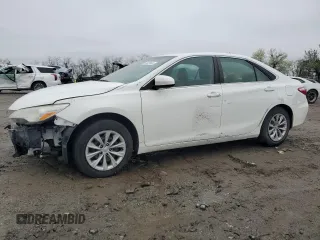 2015 Toyota Camry XLE with VIN 4T4BF1FK6FR511382, listed as a Copart auction lot 52029145 with 129,069 mi miles and Salvage Title. Bid and sale history available at carsss.com. Image 1.