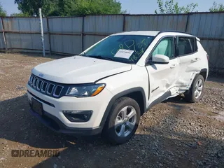 2019 Jeep Compass Altitude z VIN 3C4NJCBB1KT614838, wystawiony jako IAAI lot #42470666 z przebiegiem 31 362 mil mil oraz . Historia ofert i sprzedaży dostępna na DreamBid. Obrazek 17.