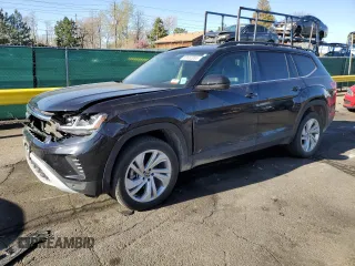 2023 Volkswagen Atlas SE z VIN 1V2HP2CA7PC527104, wystawiony jako Copart lot #53663095 z przebiegiem 45 249 mil mil oraz Szkoda całkowita • Salvage title. Historia ofert i sprzedaży dostępna na DreamBid. Obrazek 1.