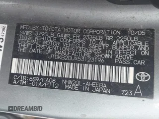 2005 Toyota Prius z VIN JTDKB20UX53123196, wystawiony jako IAAI lot #41626598 z przebiegiem 216 895 mil mil oraz . Historia ofert i sprzedaży dostępna na DreamBid. Obrazek 9.