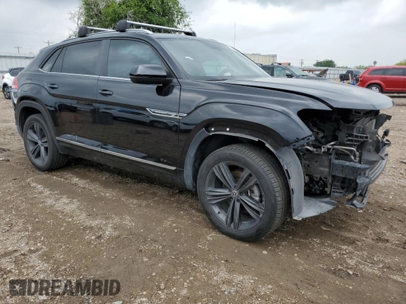 2021 Volkswagen Atlas SE with VIN 1V2PE2CA4MC208319, listed as a Copart auction lot 52038335 with 58,322 mi miles and Salvage title. Bid and sale history available at DreamBid. Image 4.