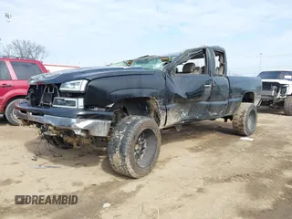 2006 Chevrolet Silverado 1500 LT3 with VIN 1GCEK19Z16Z279194, listed as a IAAI auction lot 41749548 with 152,606 mi miles and . Bid and sale history available at DreamBid. Image 2.