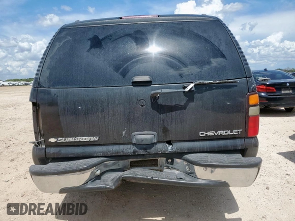 2005 Chevrolet Suburban LT with VIN 3GNEC16Z95G257855, listed as a Copart auction lot 61812335 with 188,511 mi miles and Salvage title. Bid and sale history available at DreamBid. Image 6.