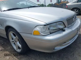 2002 Volvo C70 с VIN YV1NC53D22J026065, выставлен на аукционе IAAI как лот 42344703 с пробегом Не указан миль и . История ставок и продаж доступна на DreamBid. Изображение 6.