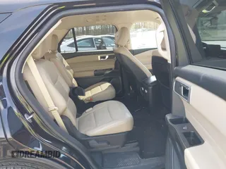 2020 Ford Explorer XLT with VIN 1FMSK8DH1LGB72160, listed as a IAAI auction lot 41992052 with 79,556 mi miles. Bid and sale history available at carsss.com. Image 8.