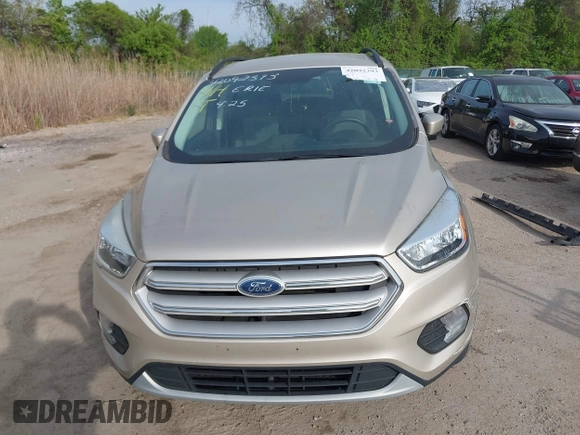 2018 Ford Escape SE z VIN 1FMCU9GD1JUB02119, wystawiony jako IAAI lot #42092393 z przebiegiem 69 309 mil mil oraz . Historia ofert i sprzedaży dostępna na DreamBid. Obrazek 12.