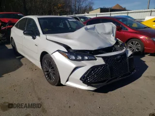 2020 Toyota Avalon Hybrid XSE z VIN 4T1E21FB6LU016405, wystawiony jako Copart lot #66490902 z przebiegiem 72 636 mil mil oraz . Historia ofert i sprzedaży dostępna na DreamBid. Obrazek 1.